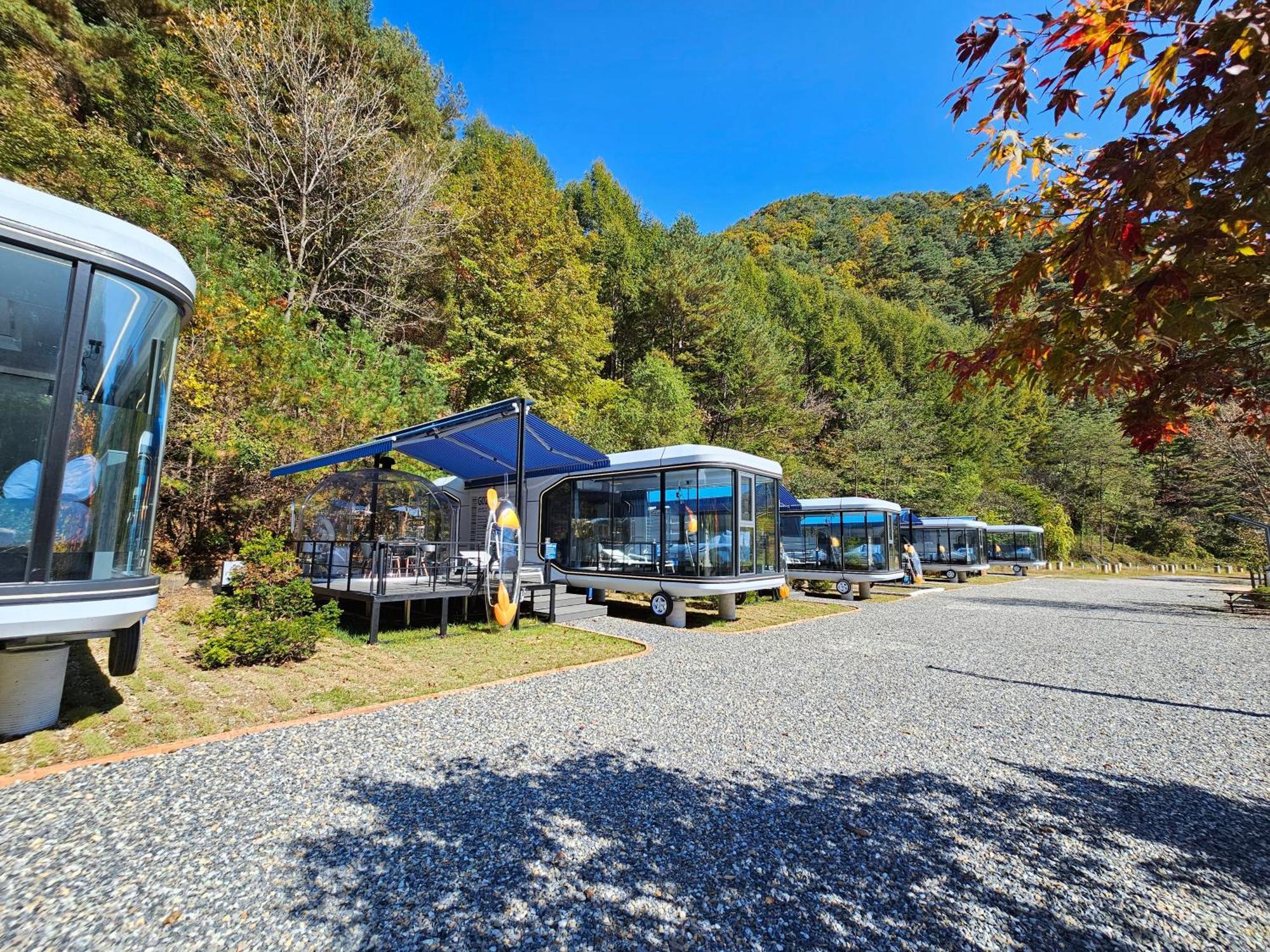 Galaxy X Hotel Type Caravan Glamping & Pension 平昌郡 エクステリア 写真