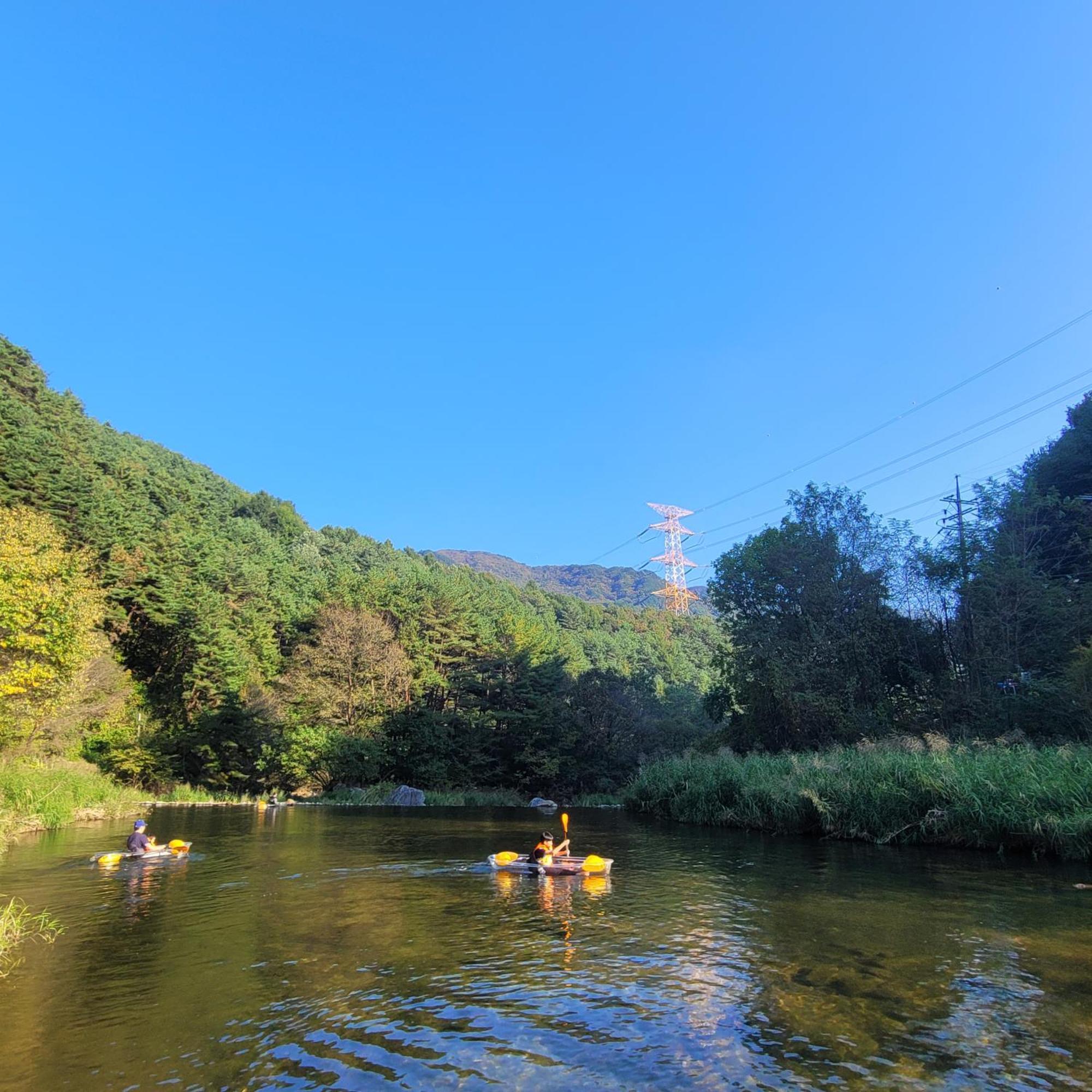 Galaxy X Hotel Type Caravan Glamping & Pension 平昌郡 エクステリア 写真